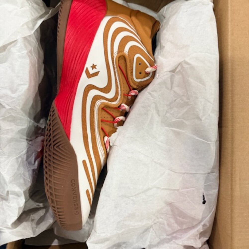 NIB Converse Gingerbread - Picture 6 of 15